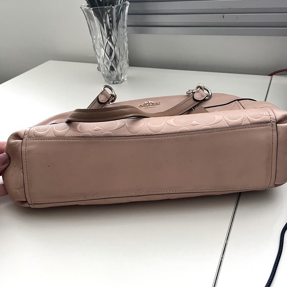 Coach Nude Pink Carryall Leather Signature Bag - Picture 6 of 7